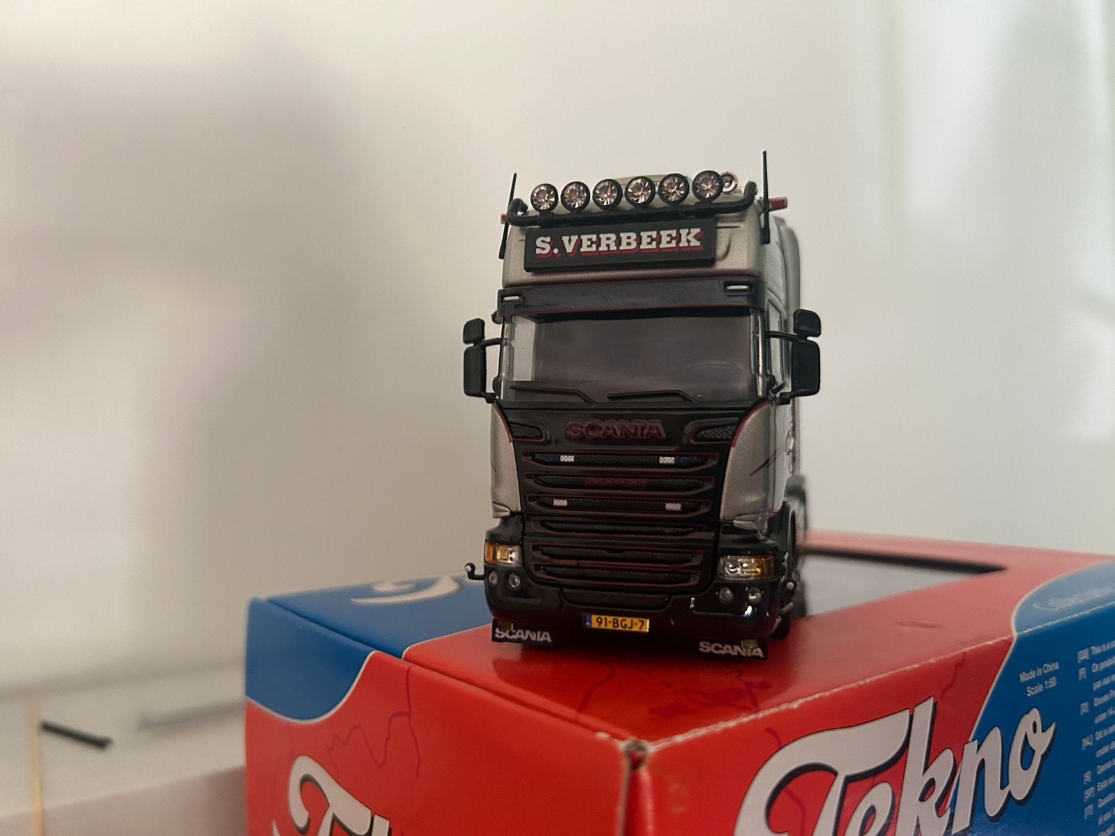 Tekno S. Verbeek Scania R580 “Silver Griffin”, Ophalen of Verzenden, Zo goed als nieuw, Bus of Vrachtwagen, Tekno