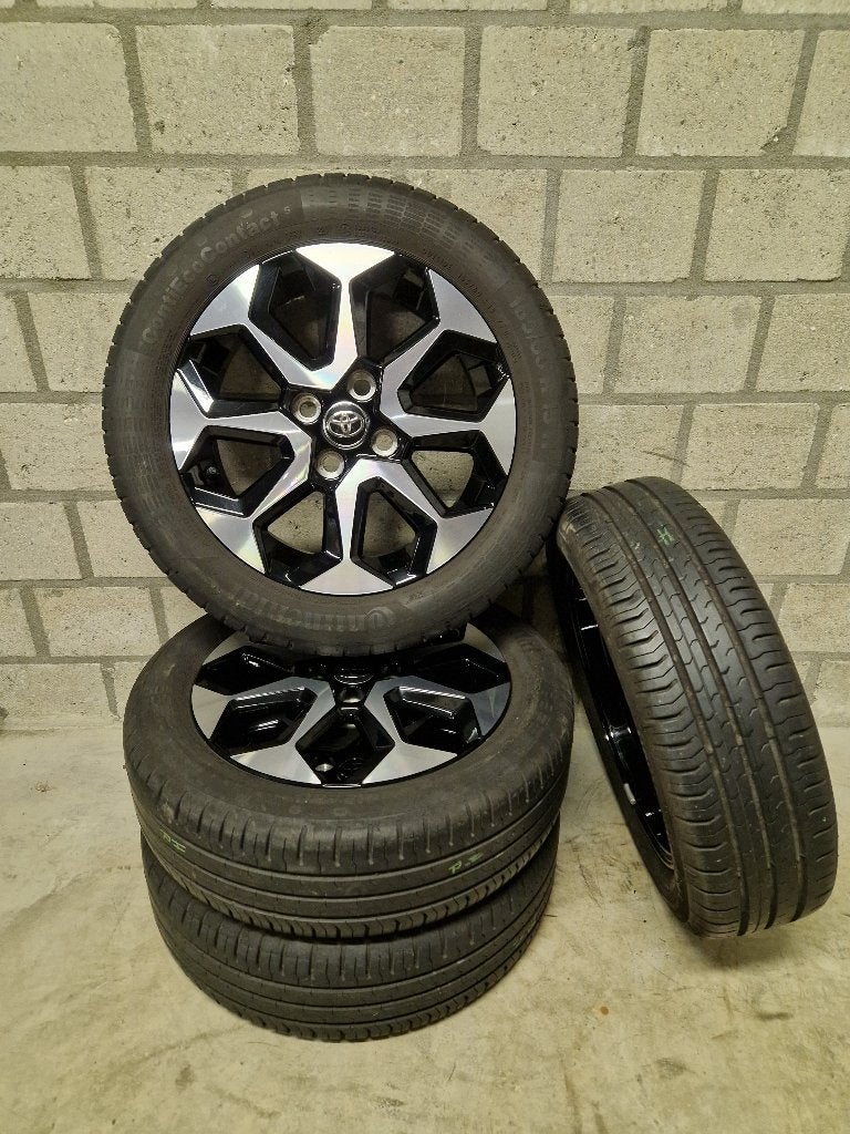 Toyota Aygo velgen met banden, Ophalen, Toyota