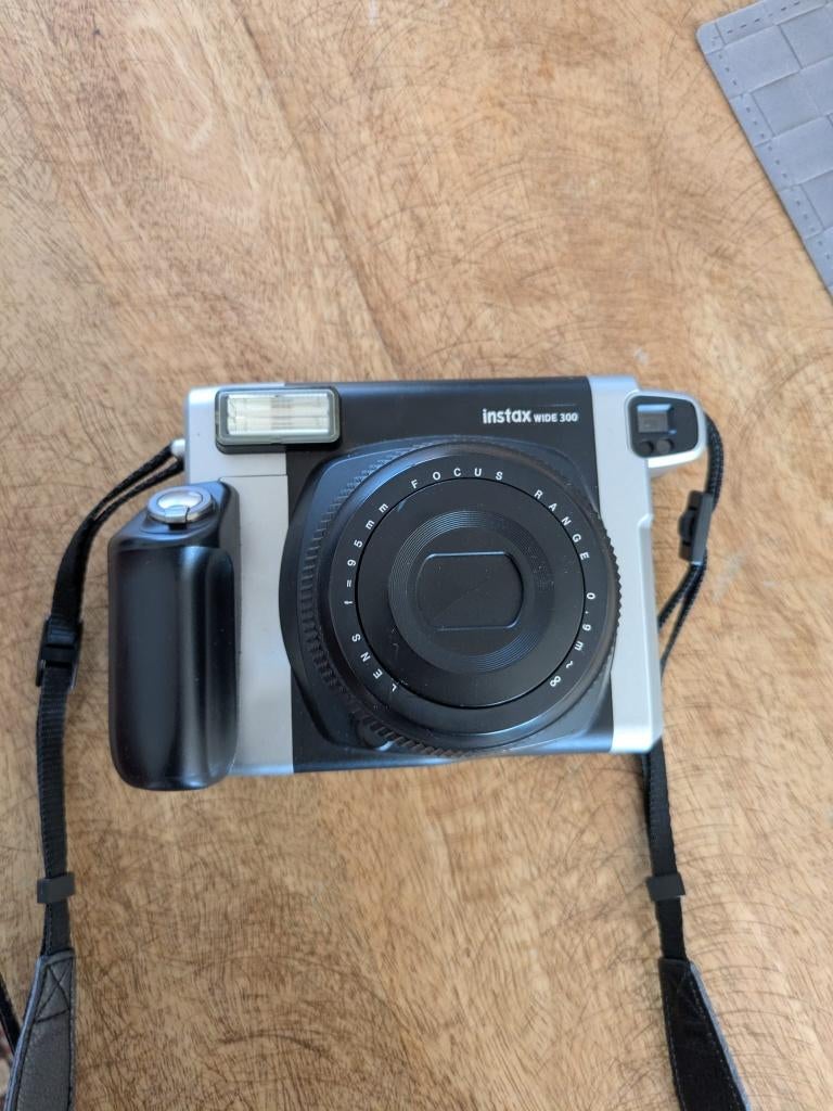 Fuji instax wide 300, Audio, Tv en Foto, Fotocamera's Analoog, Ophalen of Verzenden, Zo goed als nieuw, Polaroid, Fuji