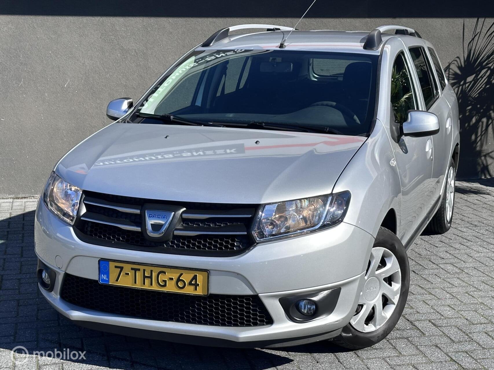 Dacia Logan MCV 0.9 TCe Lauréate | Airco | Trekhaak | Ruimt, Auto's, Origineel Nederlands, Bedrijf, Handgeschakeld, Zilver of Grijs