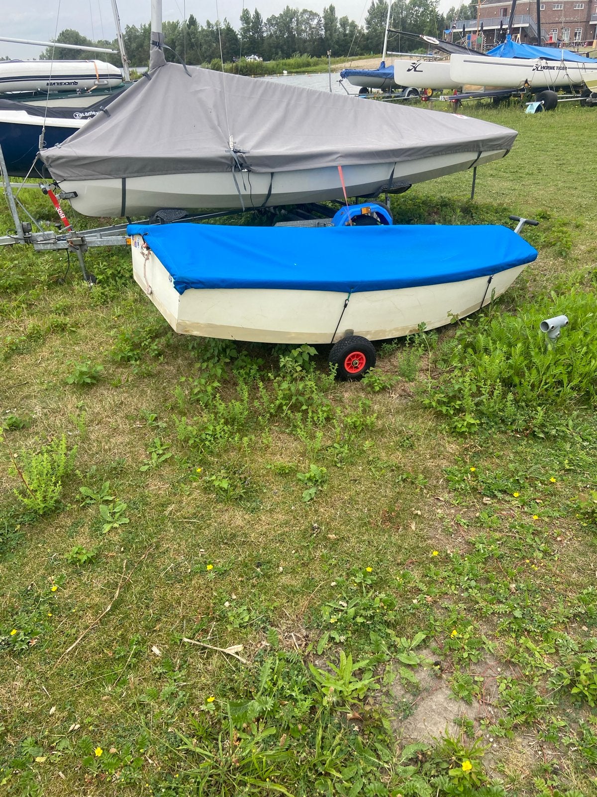 Optimist zeilboot met dekzeil (zonder trailer), Ophalen, Gebruikt, Polyester, Optimist