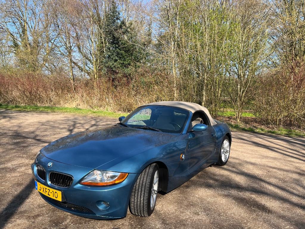 BMW Z4 2.5 I Roadster 2003 Blauw, Auto's, Achterwielaandrijving, Beige, Cabriolet, Blauw
