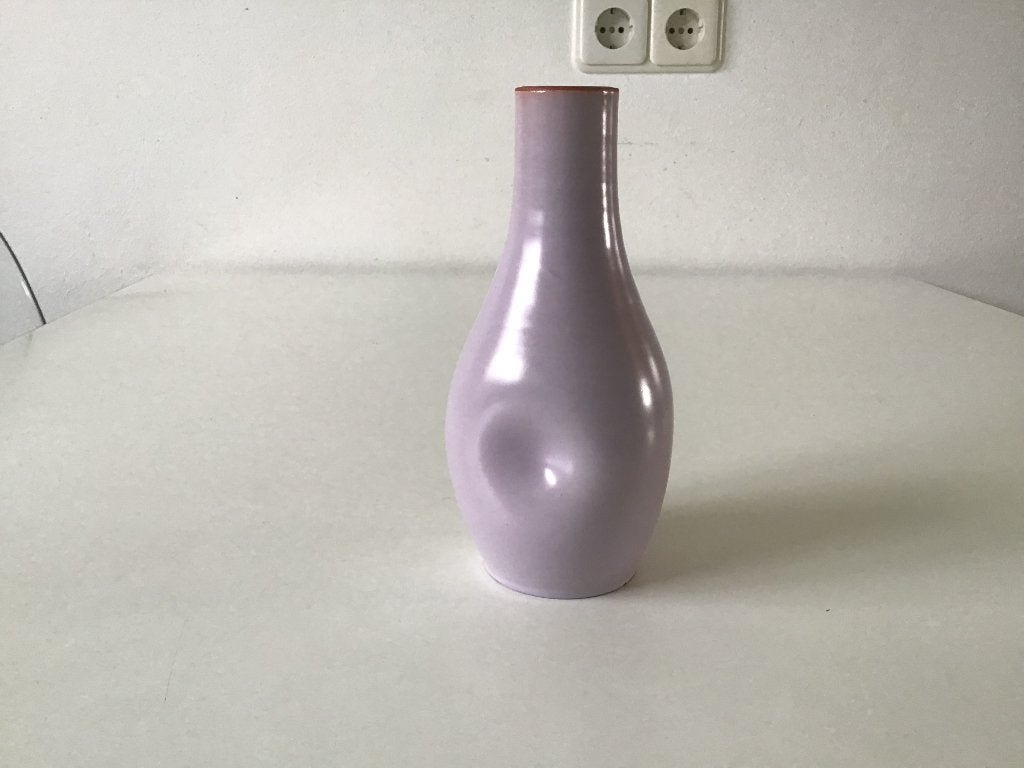 Vintage Hillebrand vaasje/ deukvaas paars ; hoogte 16 cm, Ophalen of Verzenden