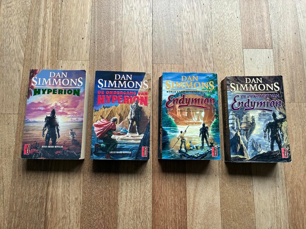 Dan Simmons Hyperion & Endymion Saga (4 boeken), Boeken, Ophalen of Verzenden, Gelezen