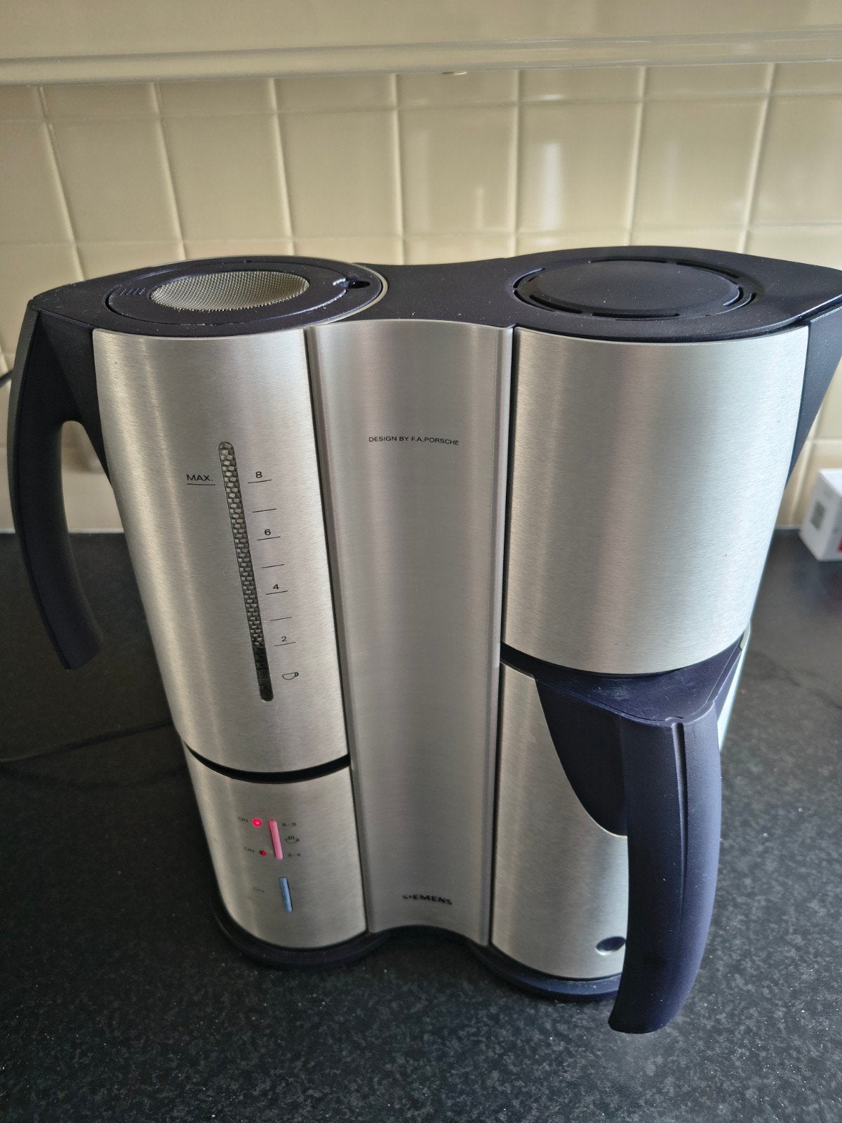 Siemens Porsche Design Koffiezetapparaat - Zilver, Ophalen, 10 kopjes of meer, Koffiemachine, Gemalen koffie
