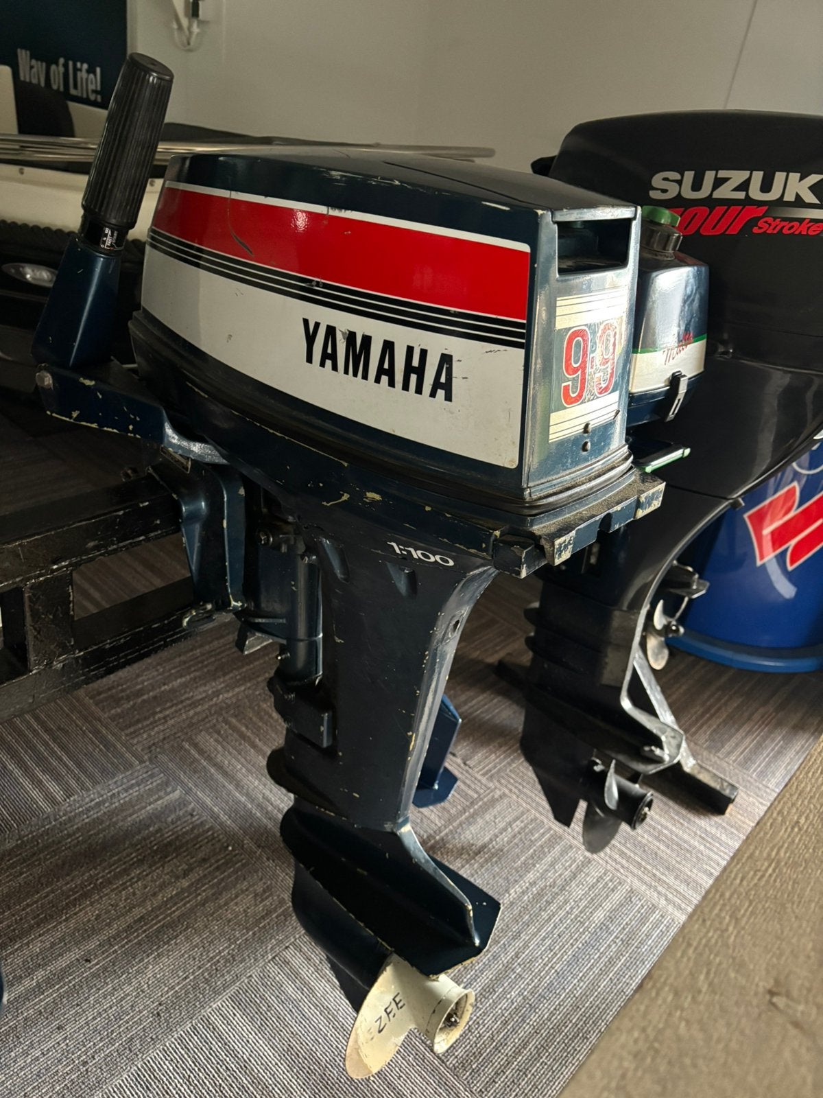 Yamaha 9.9 PK 2-takt – Onverwoestbare buitenboordmotor, Watersport en Boten, Ophalen, Zo goed als nieuw, Benzine