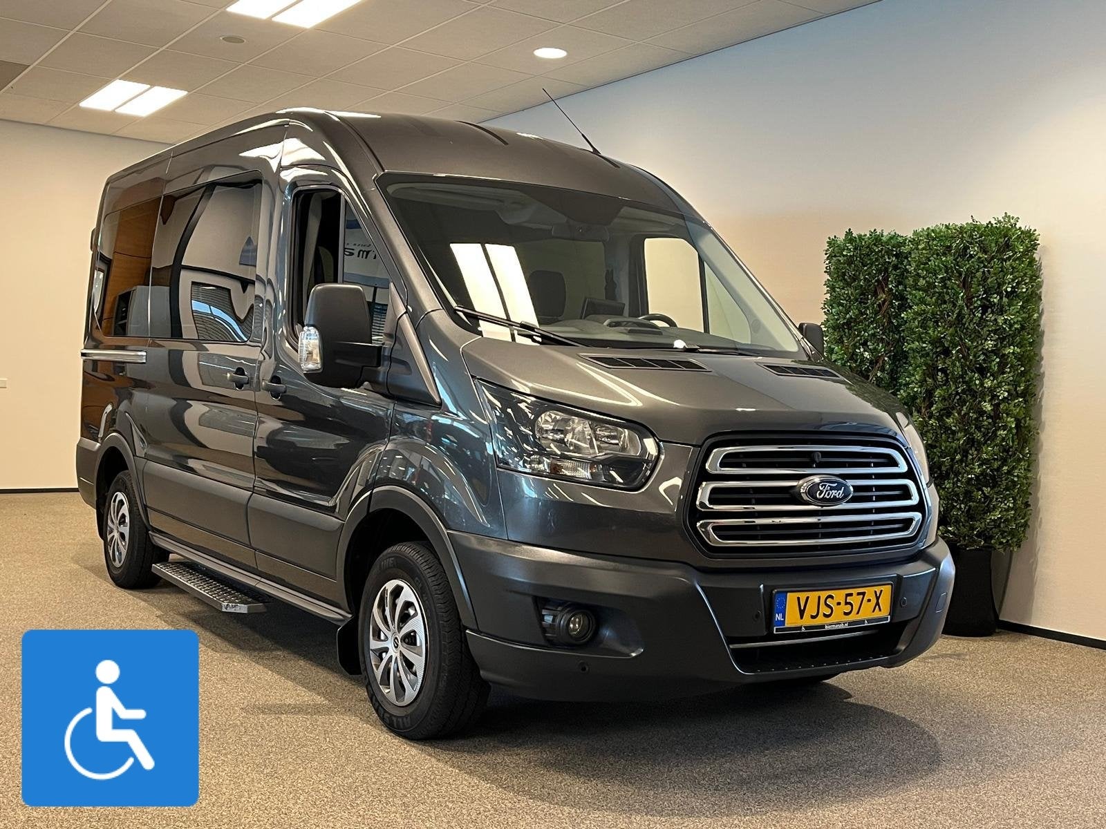 Ford Transit L2H2 Rolstoelbus, 12 maanden, Stof, 4 cilinders, Bedrijf