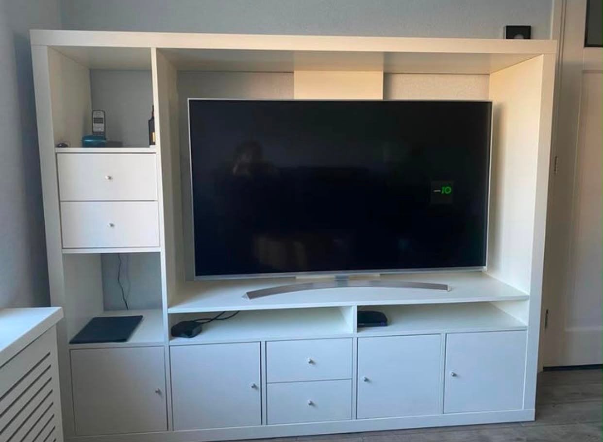 Ikea TV Meubel - Wit, Modern en Functioneel, Huis en Inrichting, Kasten | Televisiemeubels, Ophalen, Gebruikt, 100 tot 150 cm