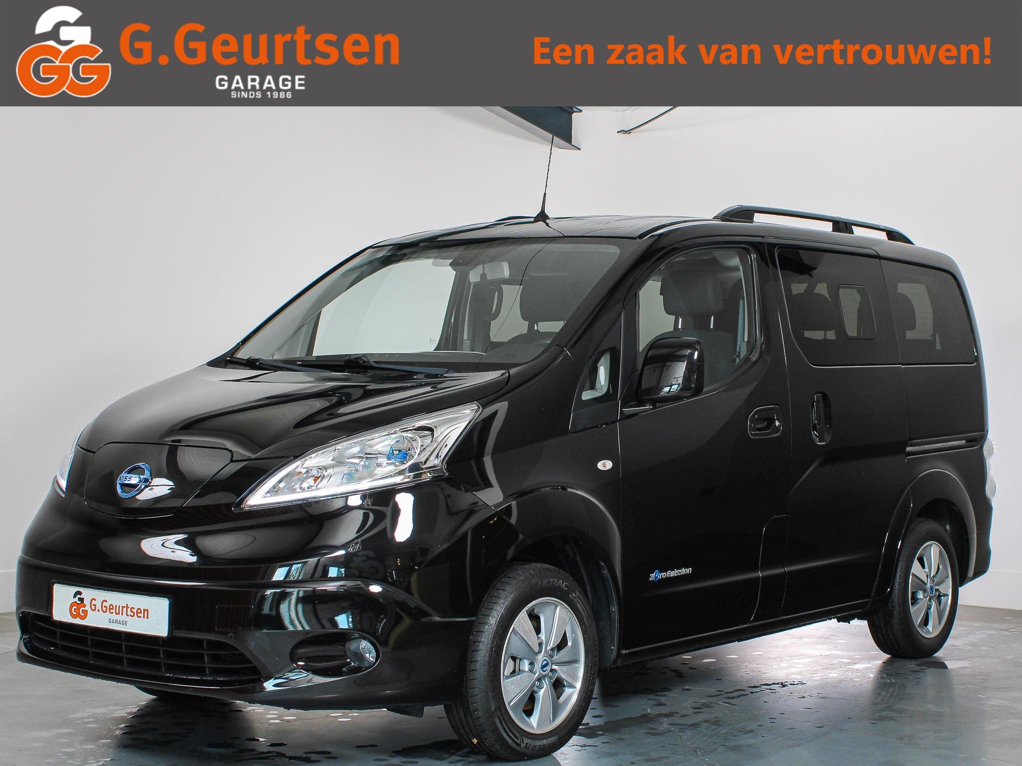 Nissan e-NV200 Evalia 40 kWh Connect Edition 7-Persoons Stoe, Auto's, Nissan, 7 stoelen, Zwart, Origineel Nederlands, 1594 kg