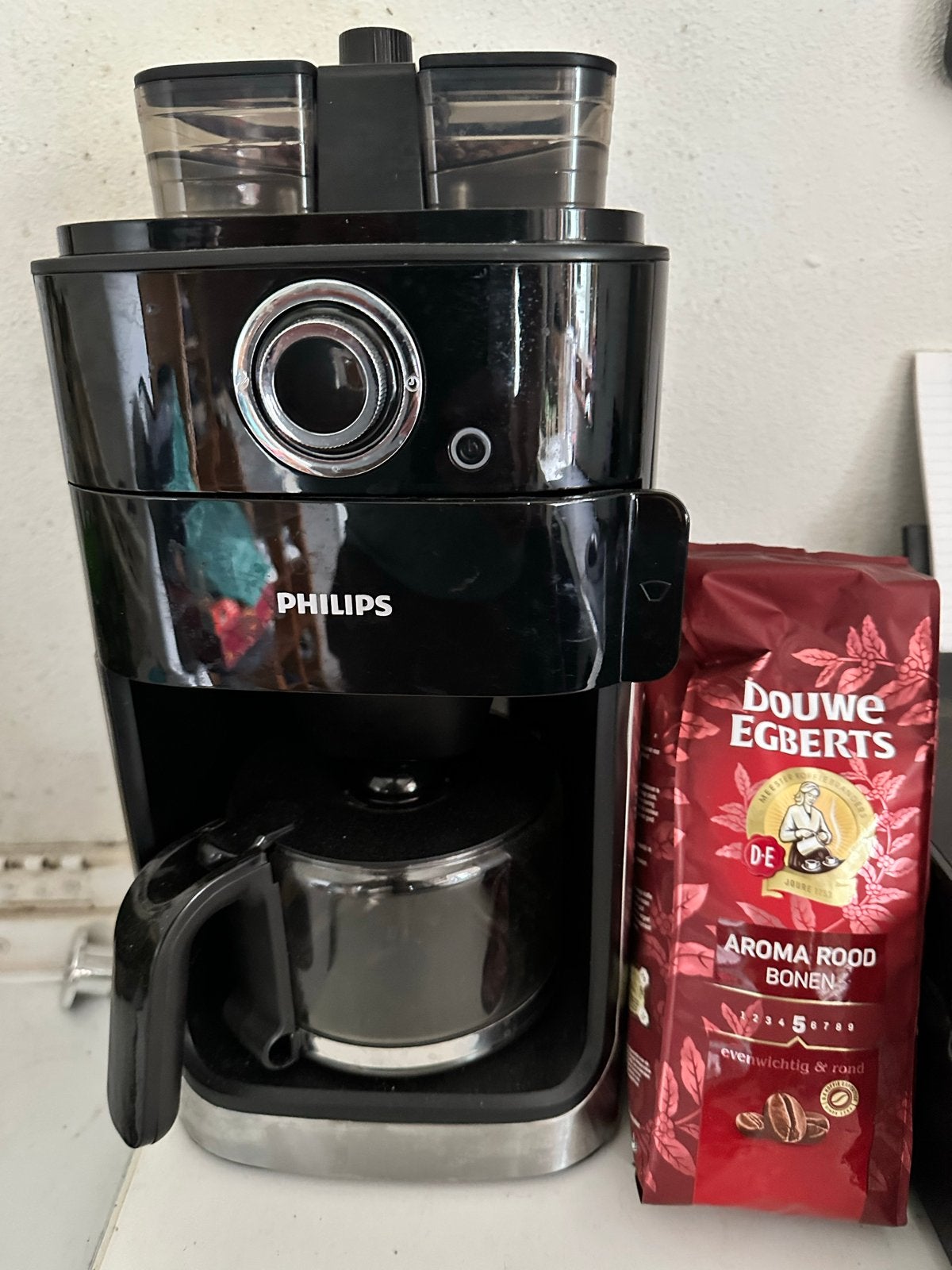 Philips Grind & Brew Koffiezetapparaat HD7769/00 + koffiebon, Witgoed en Apparatuur, Koffiezetapparaten, Gebruikt, Koffiebonen
