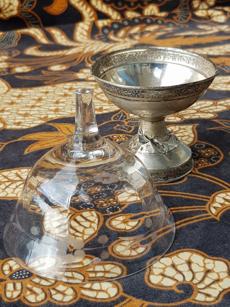 Mooi antiek glas in houder van zilver 9,5 cm., Antiek en Kunst, Ophalen of Verzenden, Zilver