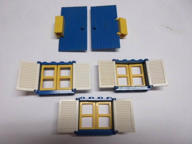 nr. 8999a, 2 Deuren en 3 ramen met draairamen en luiken., Ophalen of Verzenden, Zo goed als nieuw, Complete set, Lego