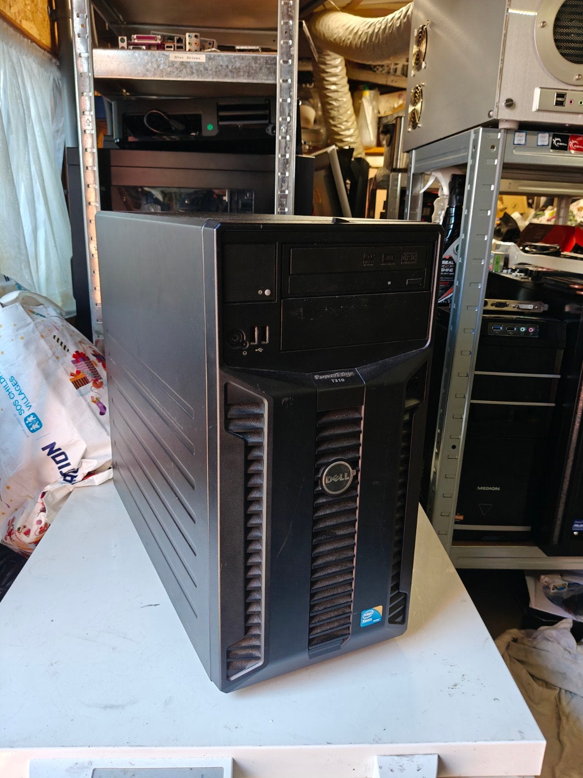 Dell PowerEdge T310 Server, Computers en Software, Servers, Zo goed als nieuw, 16 GB, Hot swappable onderdelen, Ophalen