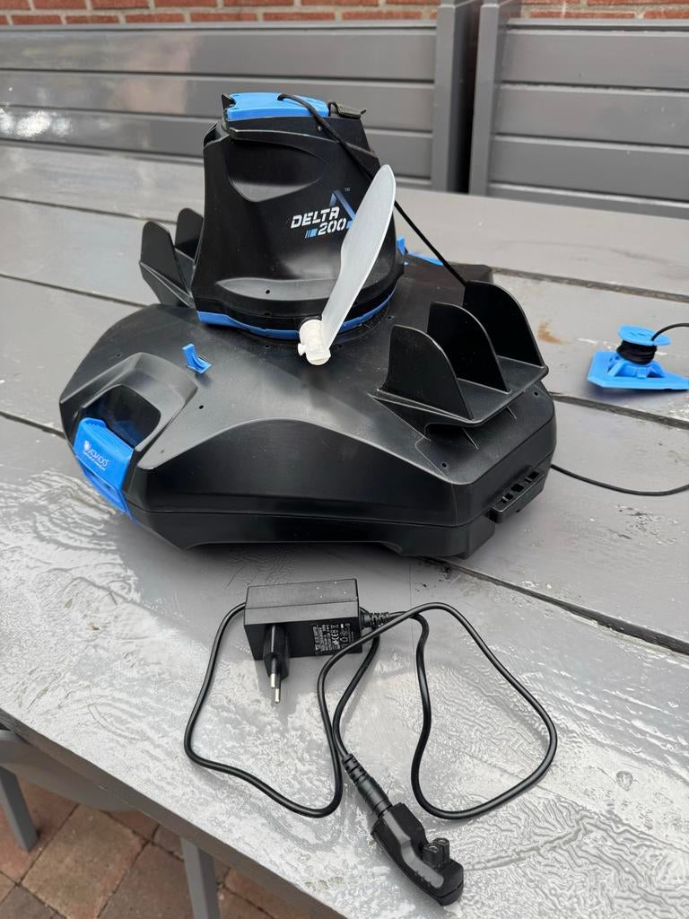 Robot Zwembadstofzuiger Delta200 - Draadloos & Oplaadbaar, Ophalen, Zo goed als nieuw, Overige typen