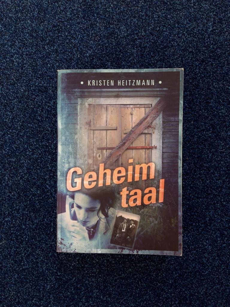 Kristen Heitzmann - Geheimtaal, Boeken, Ophalen of Verzenden, Gelezen, Kristen Heitzmann