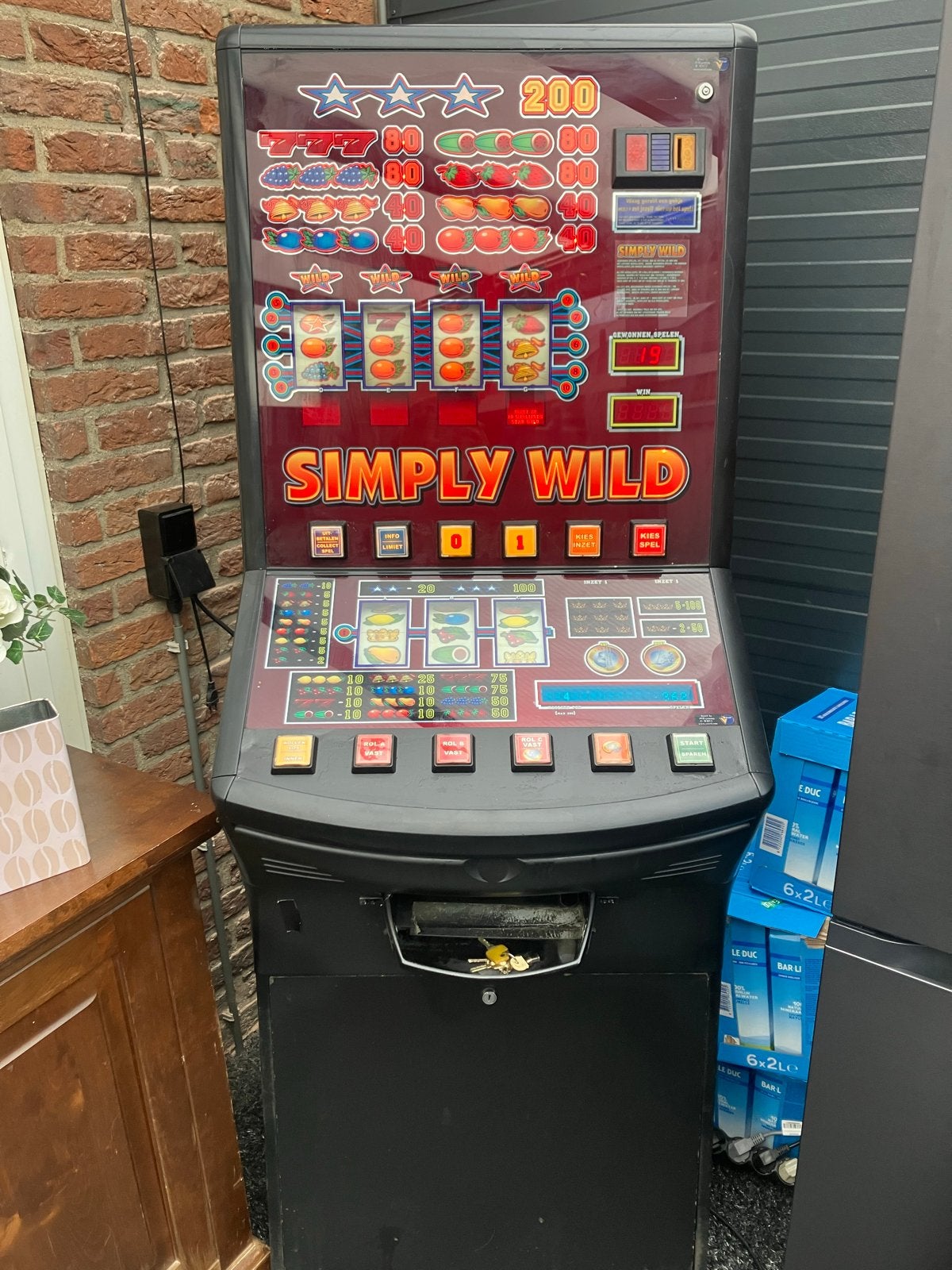 Simply Wild Gokkast - Klassieke Fruitautomaat, Euro, Ophalen, Gebruikt, Met sleutels