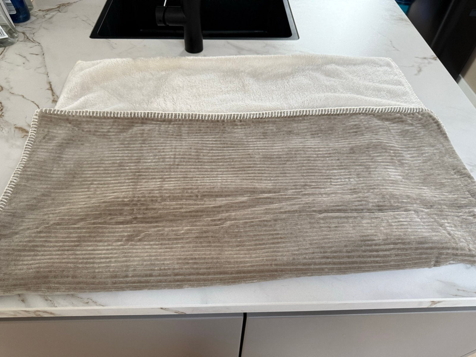 Koeka wiegdeken Vik kleur Clay, Ophalen, Gebruikt, Koeka, Gevoerd