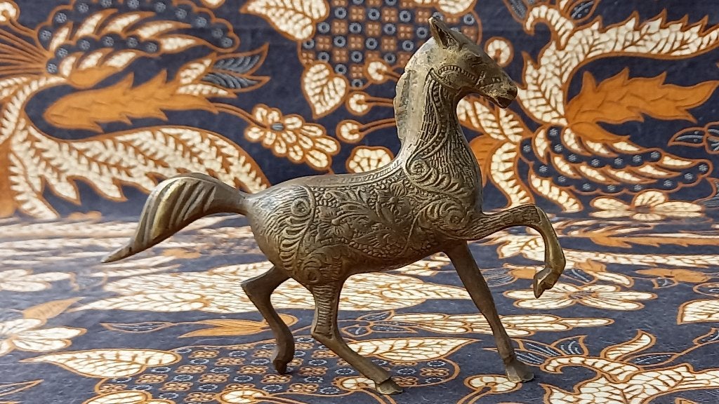 Mooi oud Oosters bewerkt koper beeldje van een paard 18 cm., Ophalen of Verzenden