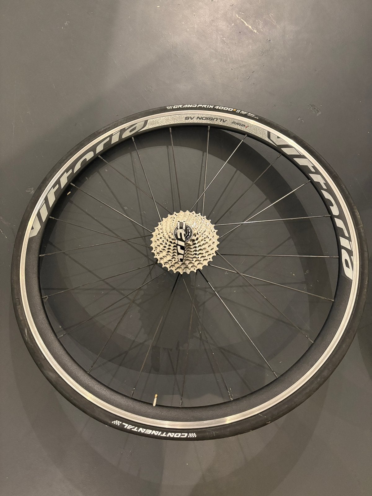 Vittoria Alusion wielset voor racefiets incl casette/banden, Zo goed als nieuw, Aluminium, Racefiets, Ophalen