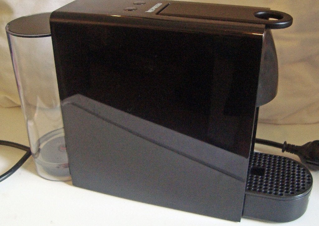 Nespresso Krups Essenza Mini 'Piano Black', Ophalen, Afneembaar waterreservoir, Koffiemachine, Zo goed als nieuw