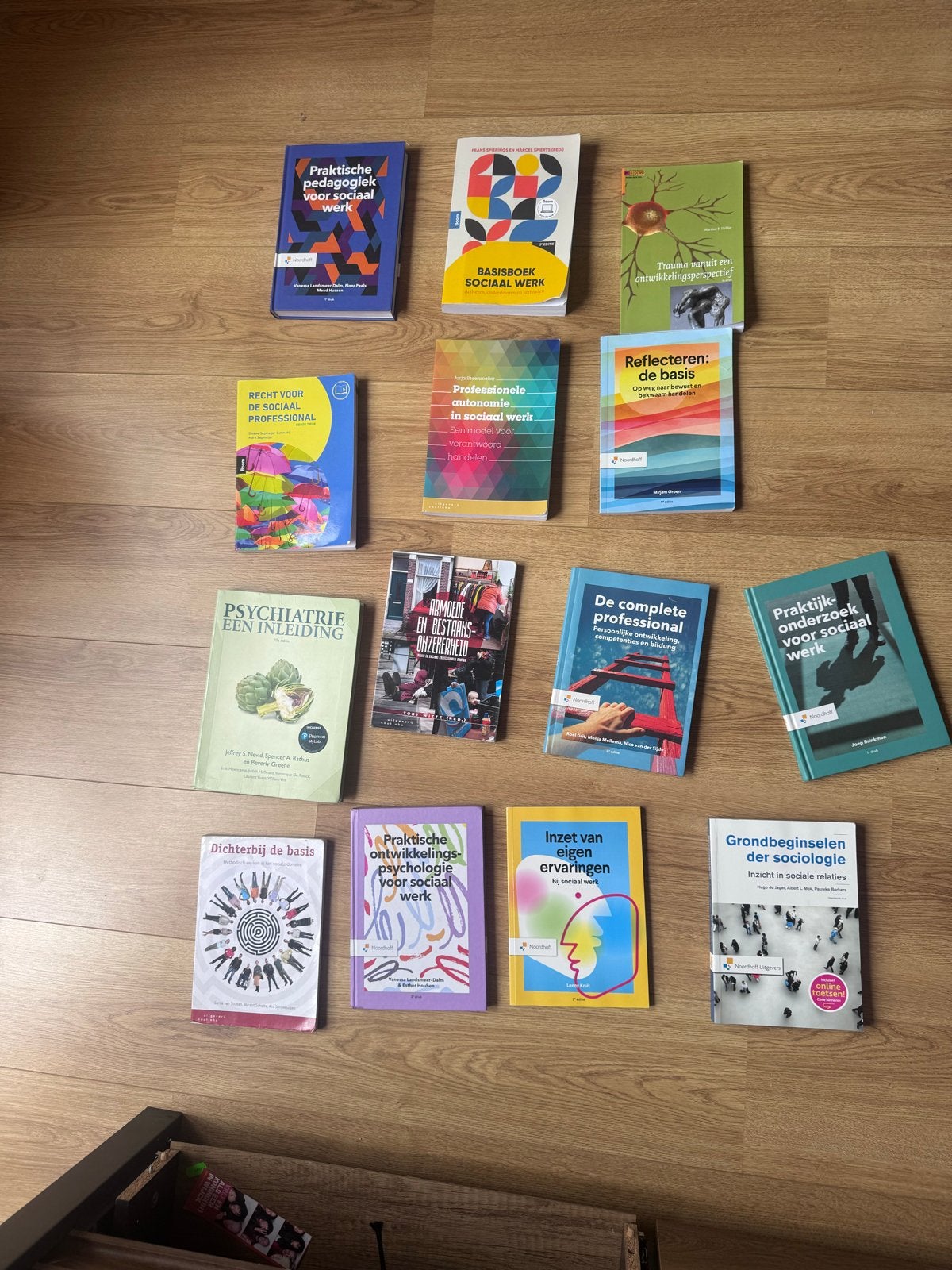 Social Work studieboeken Jaar 1 en 2, Ophalen, Gamma, Zo goed als nieuw, HBO