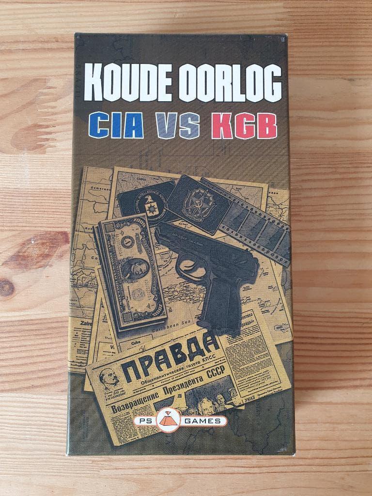 Kaartspel - Koude Oorlog - CIA vs KGB, Ophalen of Verzenden, Gebruikt