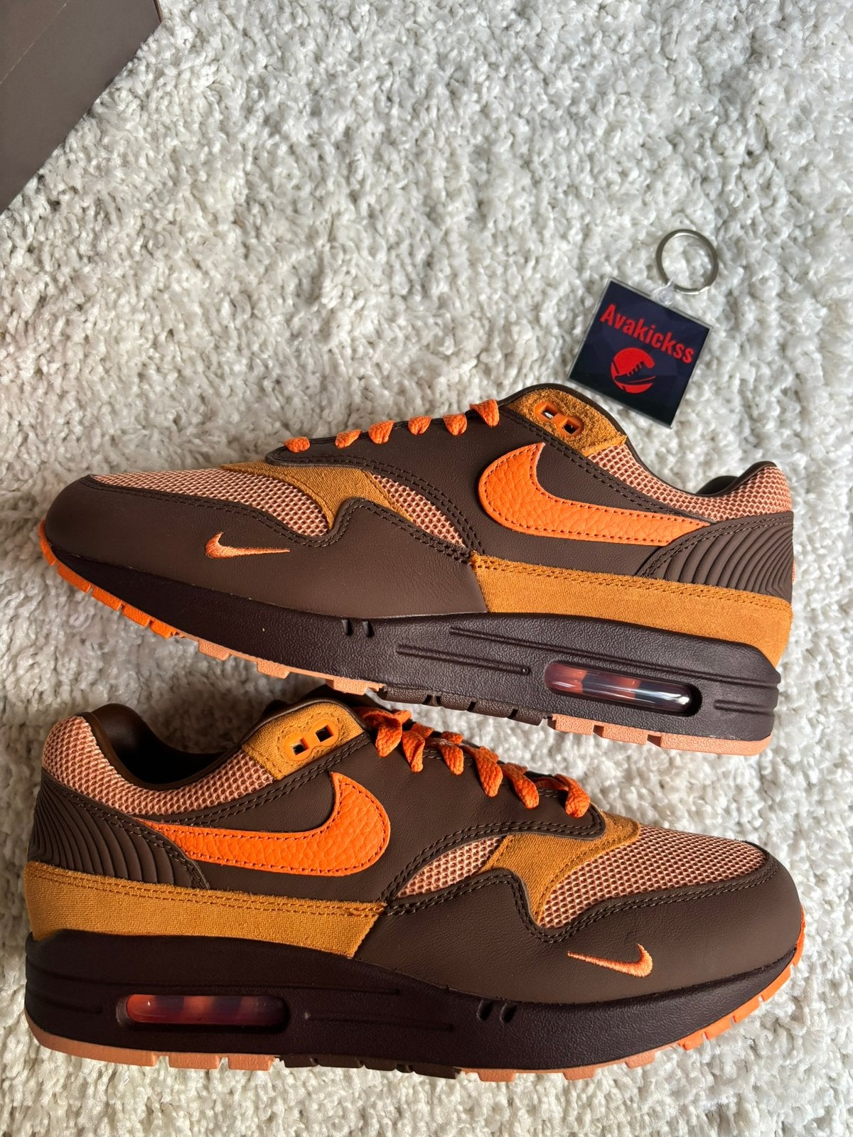 Nieuwe Nike Air Max 1 Kingsday - Maat 41, Ophalen, Nieuw, Overige kleuren, Sneakers of Gympen