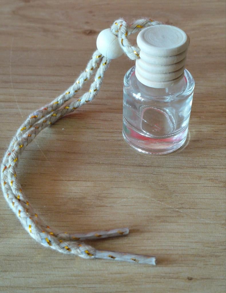 NIEUW*FLESJE VOOR IN JE AUTO MET JE EIGEN PARFUM, Verzenden, Nieuw