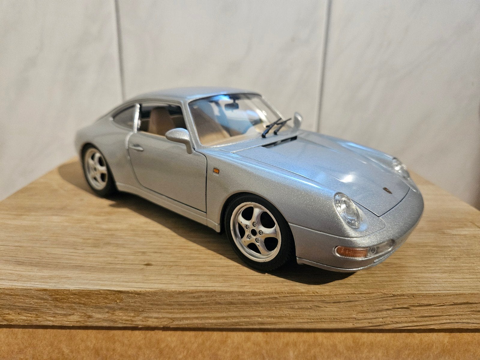Burago Porsche 911 Carrera Grijs, Ophalen of Verzenden, Zo goed als nieuw, Bburago