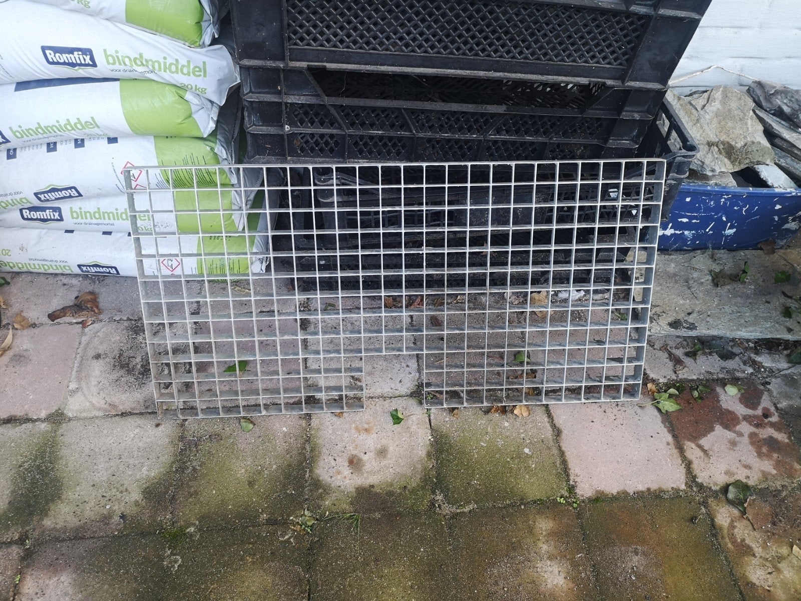 Verzinkt rooster, met stukje eruit gezaagd, Tuin en Terras, Ophalen, Zo goed als nieuw