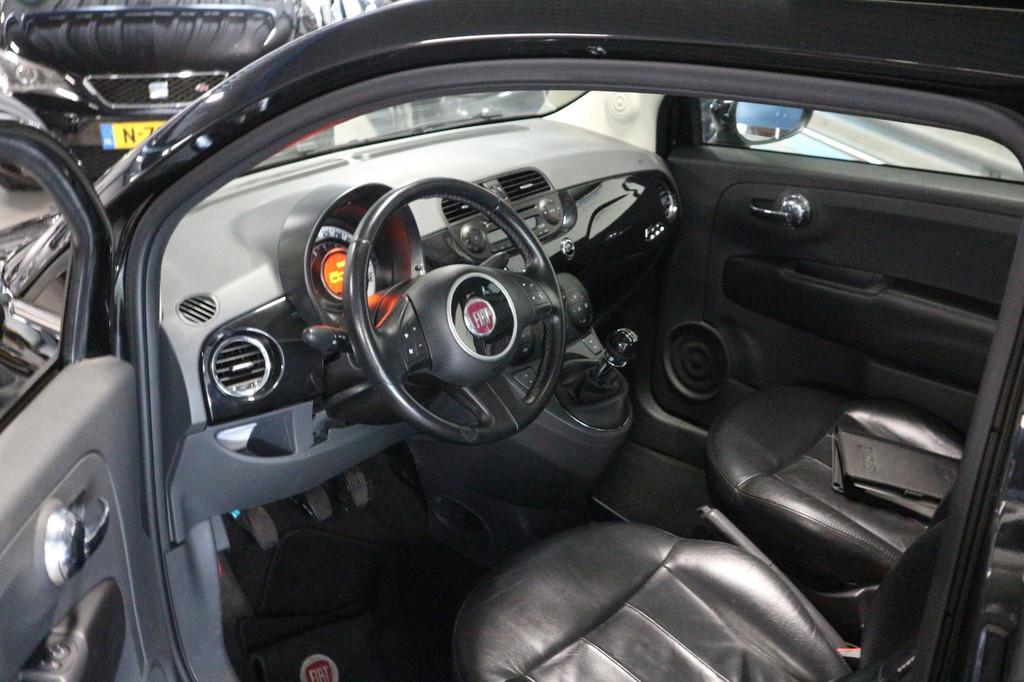 Fiat 500 1.4-16V Lounge PANO/ LEER/ BLACK PACK, Voorwielaandrijving, Euro 5, 101 pk, Gebruikt