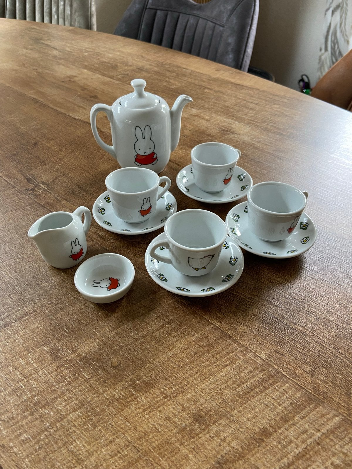Nijntje theeserviesje, compleet met theepot en kopjes, Ophalen, Overige merken, Keramiek, Zo goed als nieuw