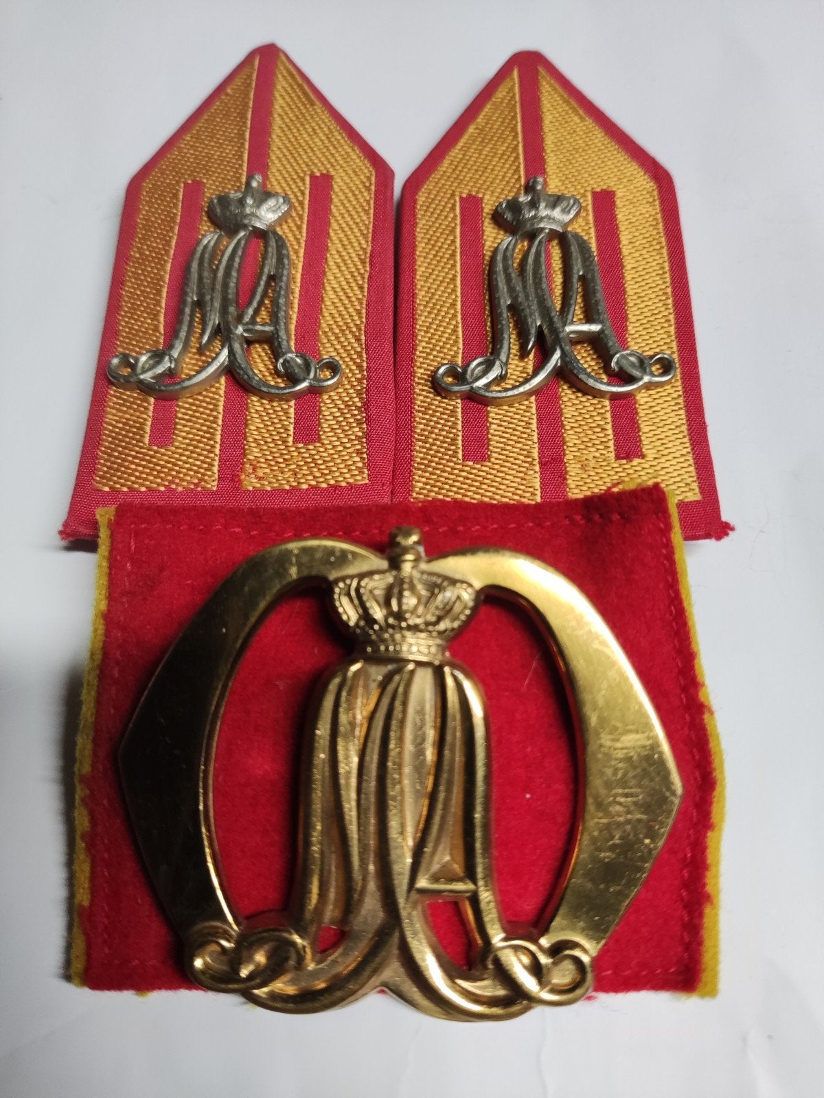 Setje Koninklijke Militaire Academie (KMA), Ophalen of Verzenden, Landmacht, Nederland, Embleem of Badge