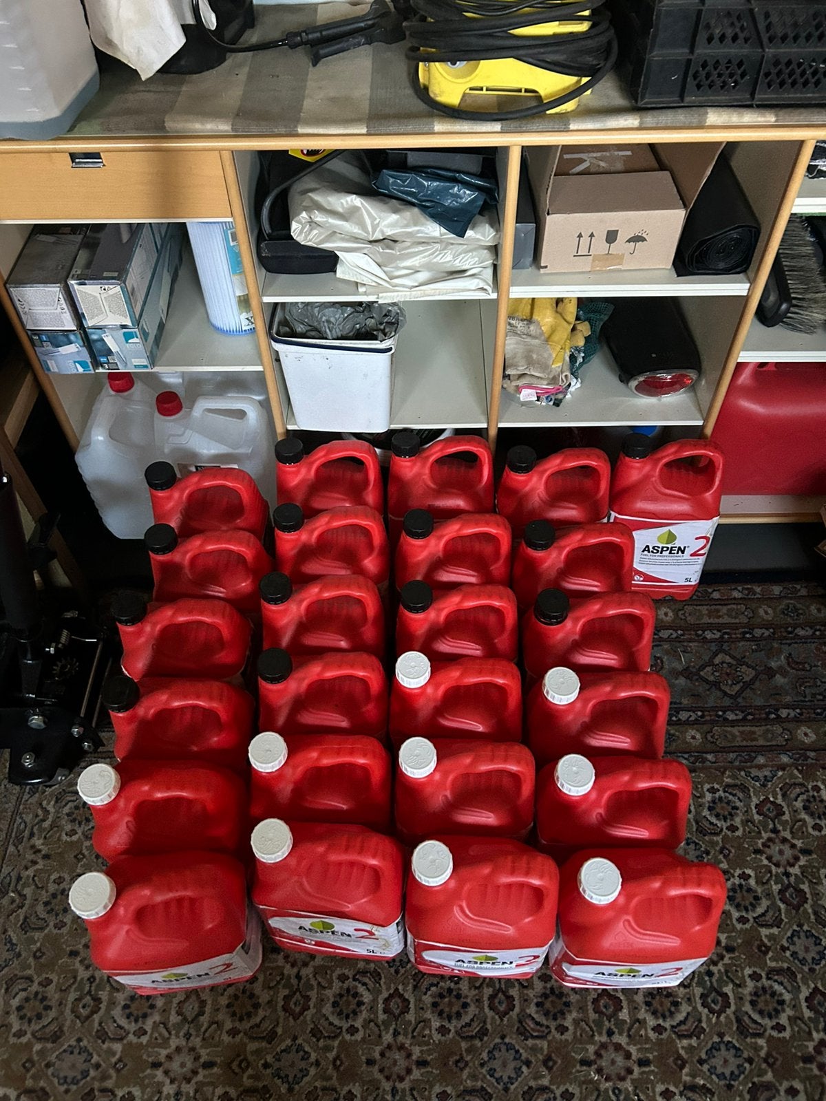 Jerrycans LEEG 5L, Dieren en Toebehoren, Ophalen of Verzenden, Zo goed als nieuw