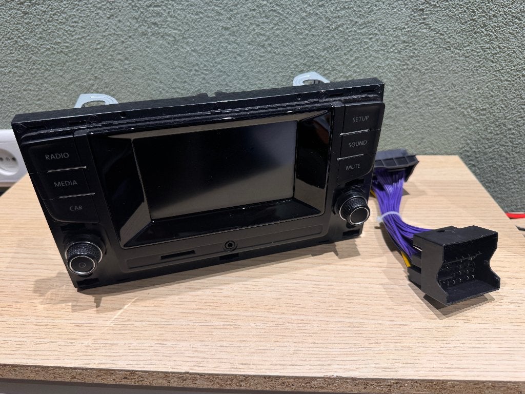 VW autoradio inclusief lijst en kabel, Ophalen of Verzenden, Gebruikt