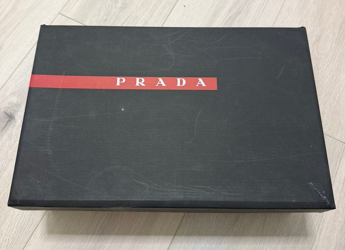 Prada America's Cup sneaker  (41) valt groter (42), Verzenden, Zo goed als nieuw, Sneakers of Gympen