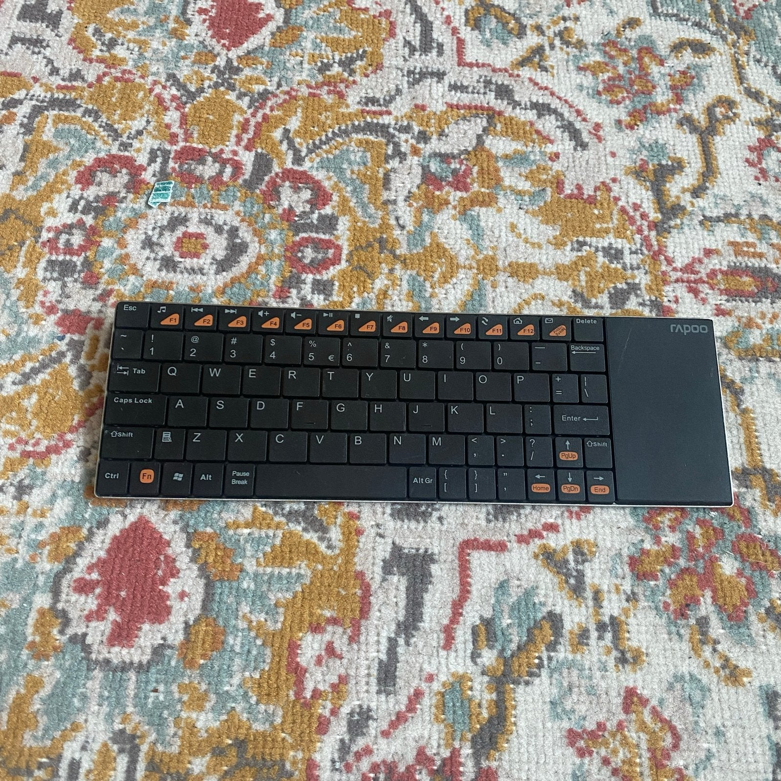 Rapoo draadloos toetsenbord met USB-ontvanger, Gebruikt, Draadloze ontvanger, Ophalen of Verzenden, Draadloos
