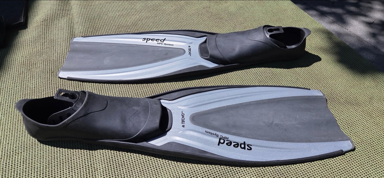 Flippers met hand peddels - Maat 44/45, Watersport en Boten, Duiken, Ophalen, Gebruikt, Zwem- of Duikvliezen