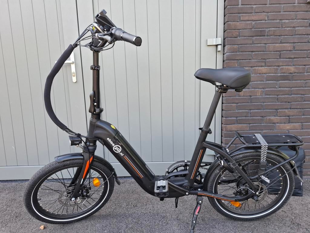 Praktisch nieuwe vouwfiets EBIKE20    165 km, Fietsen en Brommers, Fietsen | Vouwfietsen, Ophalen of Verzenden, Zo goed als nieuw