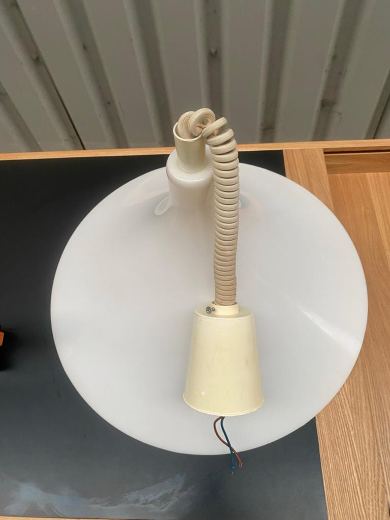 Vintage Plexiglazen Hanglamp Jaren '60 met Trekkoord, Ophalen, Zo goed als nieuw, Kunststof, Minder dan 50 cm