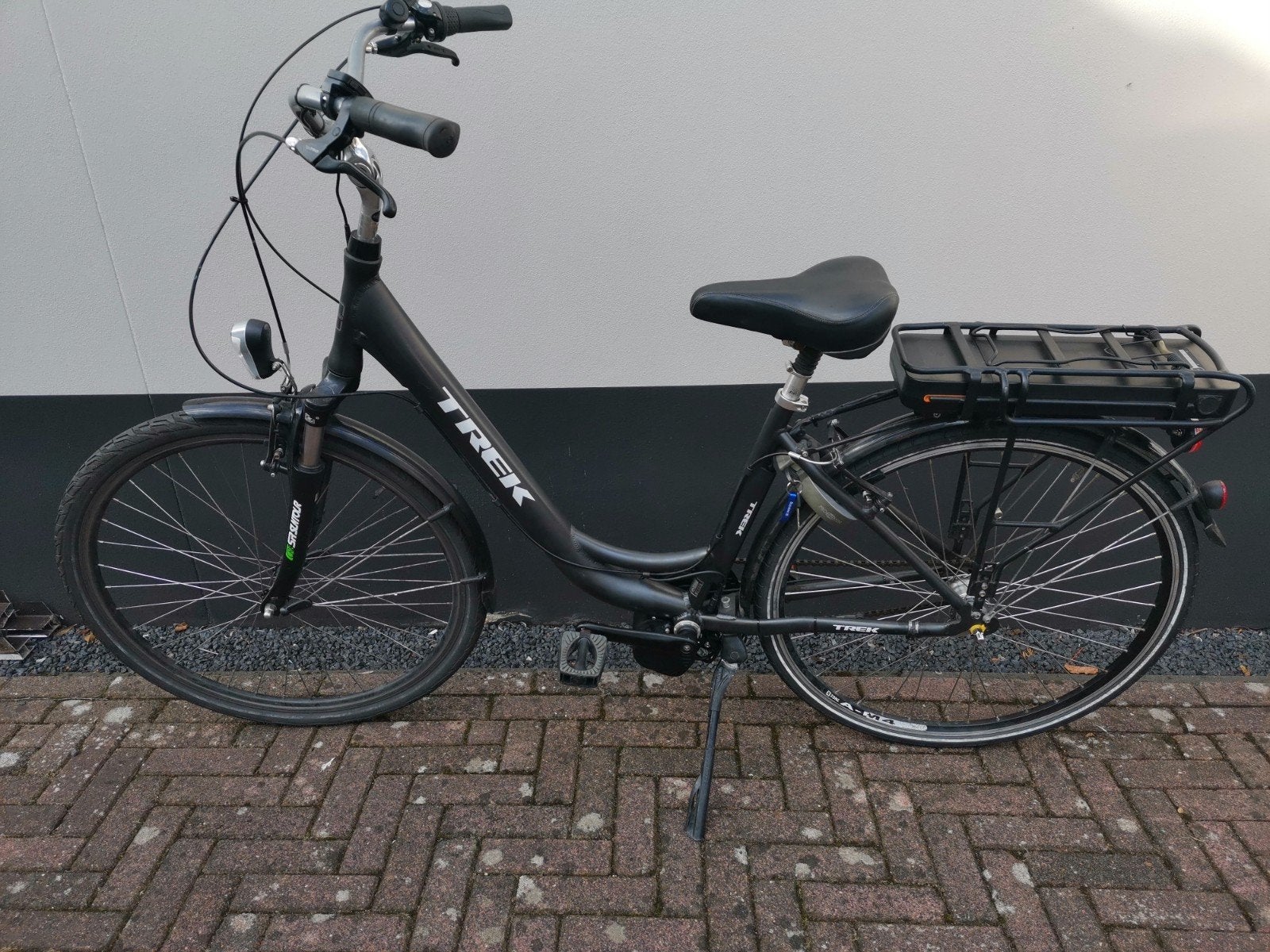 Electrische Fiets met nieuwe Middenmotor en Display, 47 tot 51 cm, Ophalen, Zo goed als nieuw, Overige merken