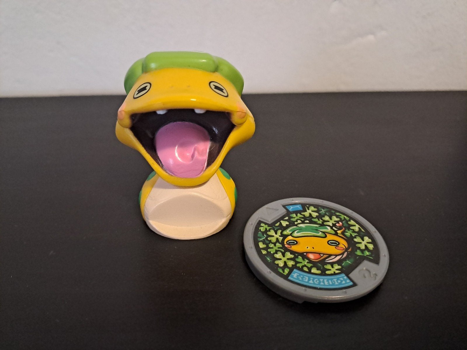 Noko figuurtje en medaille - Yo-kai Watch, Ophalen of Verzenden, Zo goed als nieuw