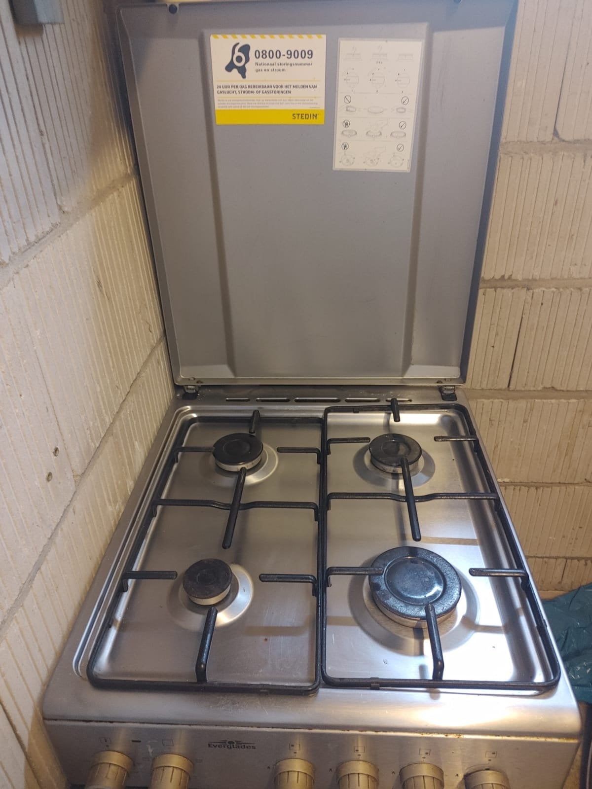 Everglades gasfornuis met oven - Vrijstaand, Witgoed en Apparatuur, Fornuizen, Ophalen, Gebruikt, 4 kookzones, Gas