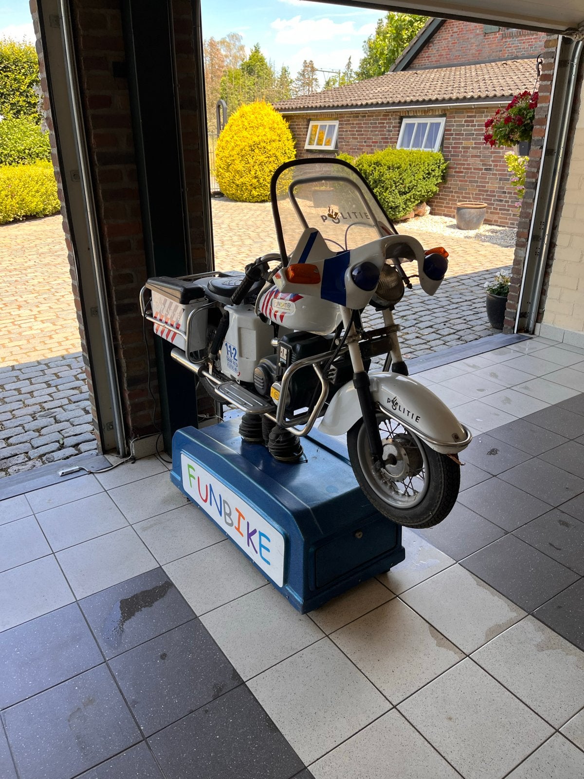 Kiddy ride Leuke Funbike Politie Motor - Kinderattractie, Ophalen of Verzenden, Gebruikt, Jongen of Meisje