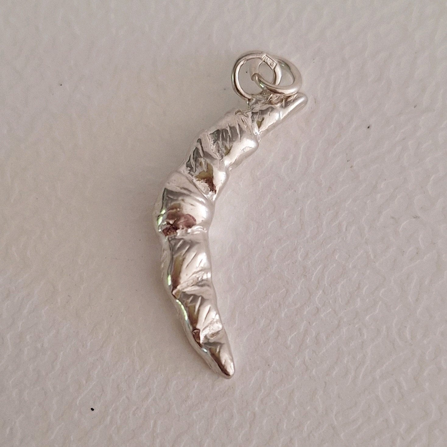 Zilver bedel croissant 925 hanger armband zilveren Parijs, Overige merken, Nieuw, Ophalen of Verzenden, 1 bedel