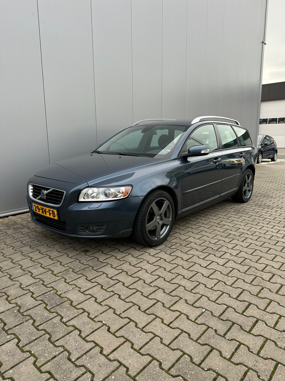 Nette Volvo V50 1.8 Benzine Nap Onderhouden met boekjes etc, Voorwielaandrijving, 1280 kg, Zwart, 4 cilinders