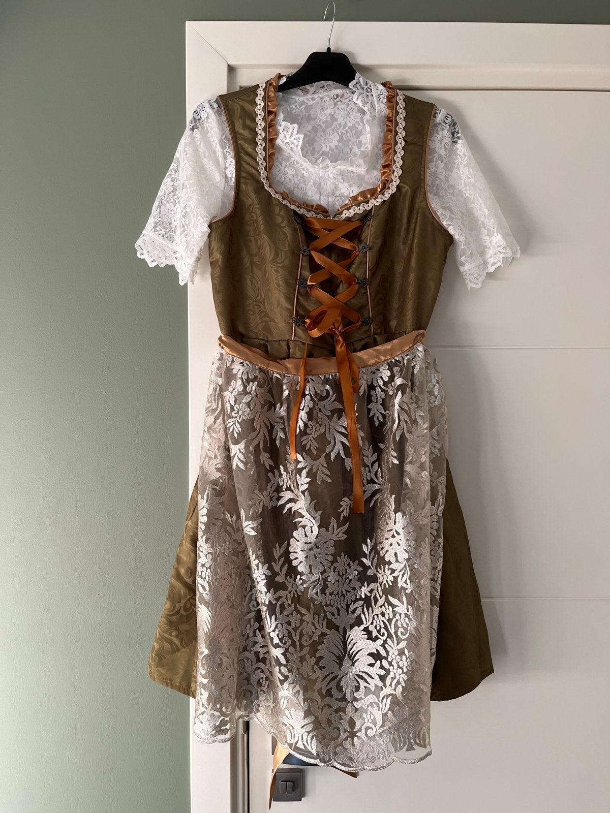 Dirndl oktoberfest jurk maat XL nieuw, Maat 46/48 (XL) of groter, Nieuw, Ophalen of Verzenden, Overige thema's