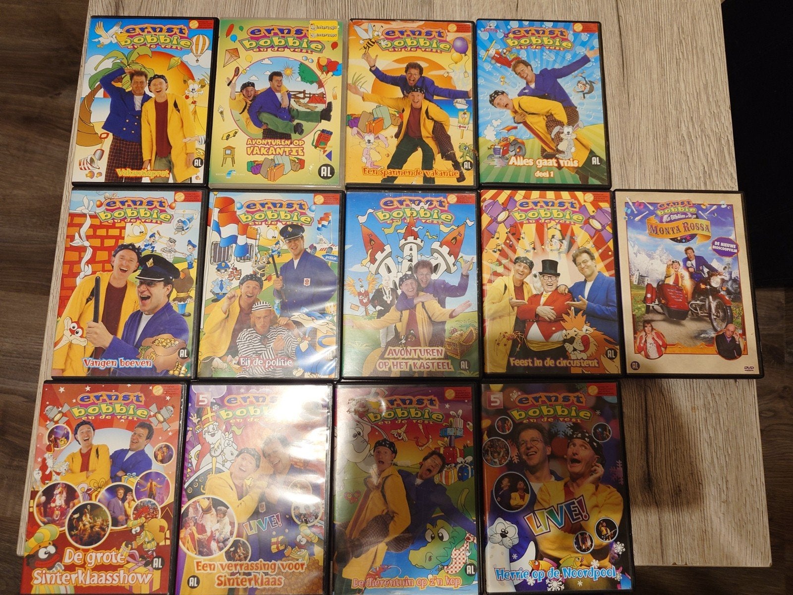 Ernst en Bobbie en de rest 13x DvDs, Alle leeftijden, Ophalen of Verzenden, Zo goed als nieuw