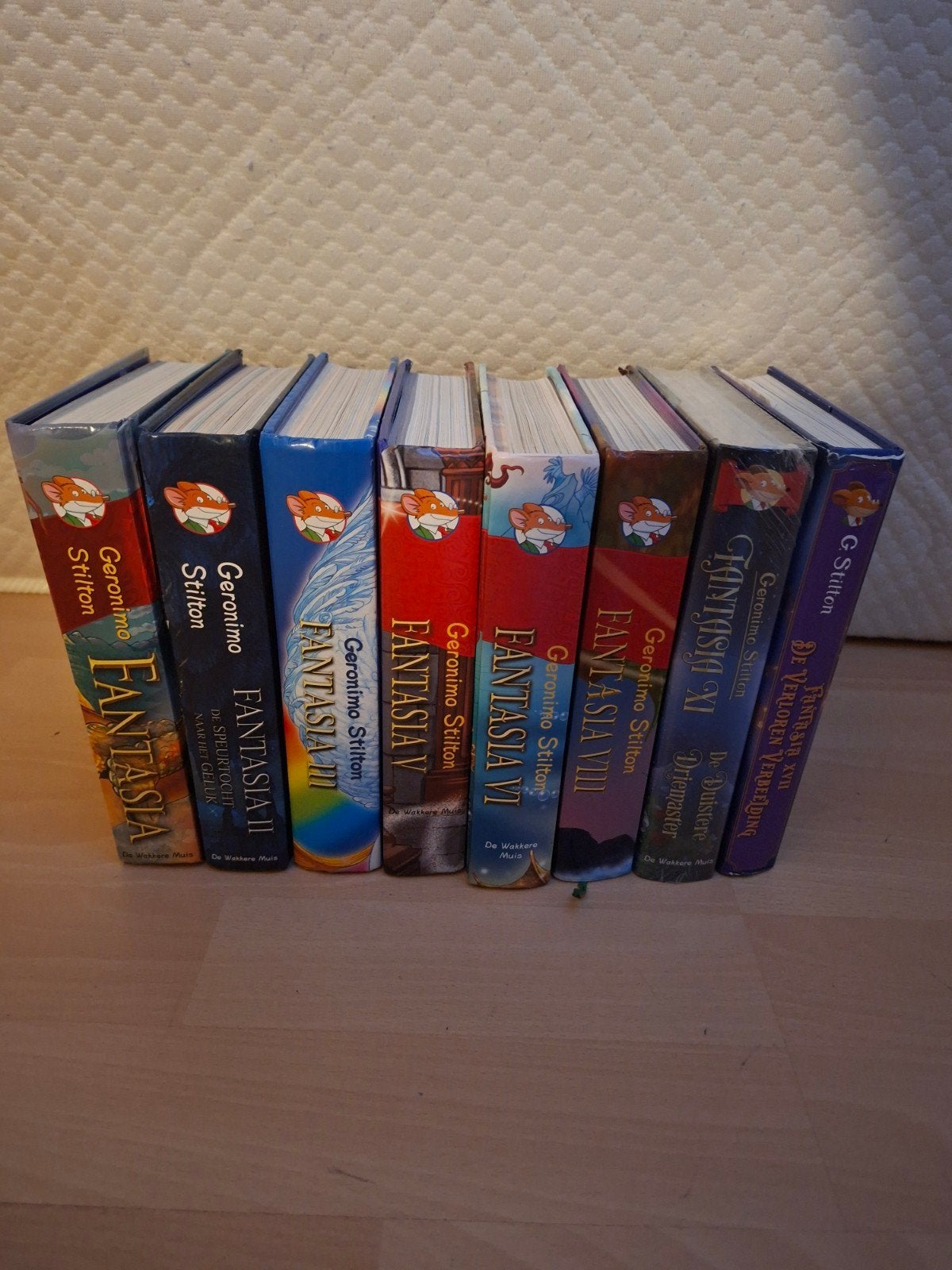 8 Fantasia boeken - Geronimo Stilton, Boeken, Ophalen of Verzenden, Zo goed als nieuw