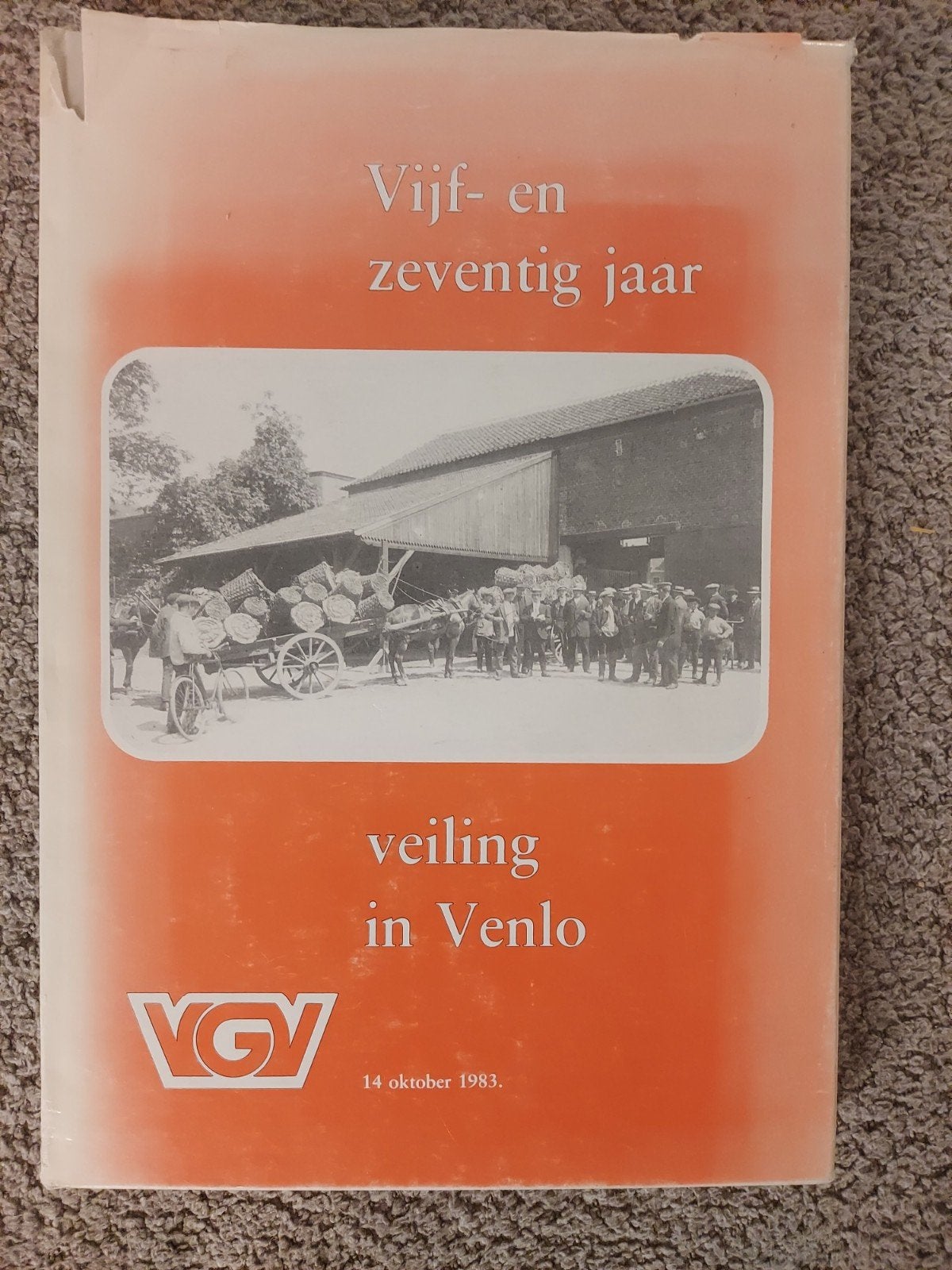 Vijf- en zeventig jaar veiling in Venlo (1983), Gerrit Gommans, Ophalen of Verzenden, 20e eeuw of later, Gelezen